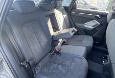 Audi Q3   35 TFSI 150 S-Line S-tronic 7 Mild Hybrid  / Entretien AUDI / Carplay / Sièges chauffant 