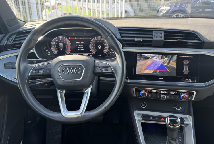 Audi Q3   35 TFSI 150 S-Line S-tronic 7 Mild Hybrid  / Entretien AUDI / Carplay / Sièges chauffant 