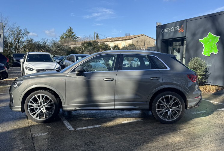 Audi Q3   35 TFSI 150 S-Line S-tronic 7 Mild Hybrid  / Entretien AUDI / Carplay / Sièges chauffant 