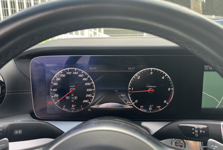 Mercedes CLASSE E Coupé 220d 194 9G-Tronic Sportline / Pack AMG / Véhicule Français / Suivi Complet