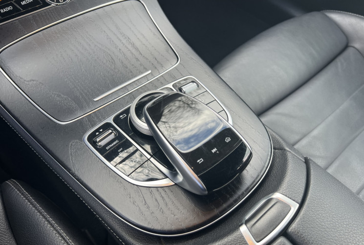 Mercedes CLASSE E Coupé 220d 194 9G-Tronic Sportline / Pack AMG / Véhicule Français / Suivi Complet