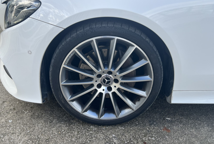 Mercedes CLASSE E Coupé 220d 194 9G-Tronic Sportline / Pack AMG / Véhicule Français / Suivi Complet