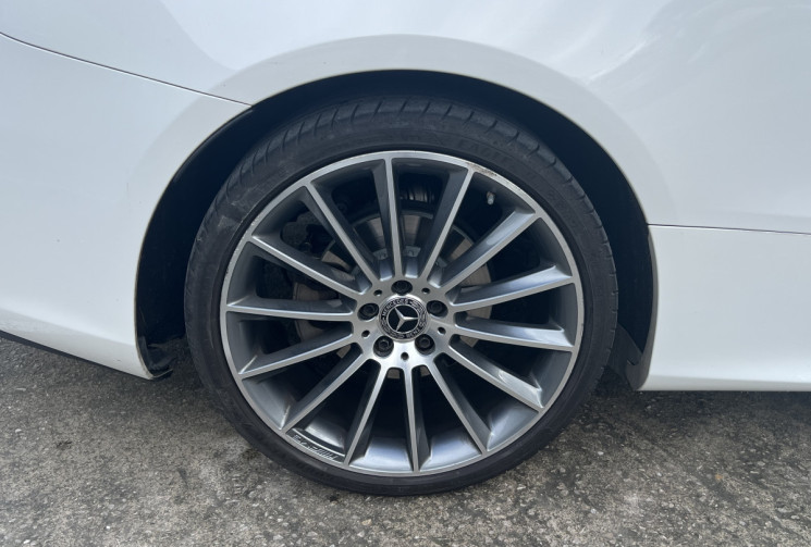 Mercedes CLASSE E Coupé 220d 194 9G-Tronic Sportline / Pack AMG / Véhicule Français / Suivi Complet