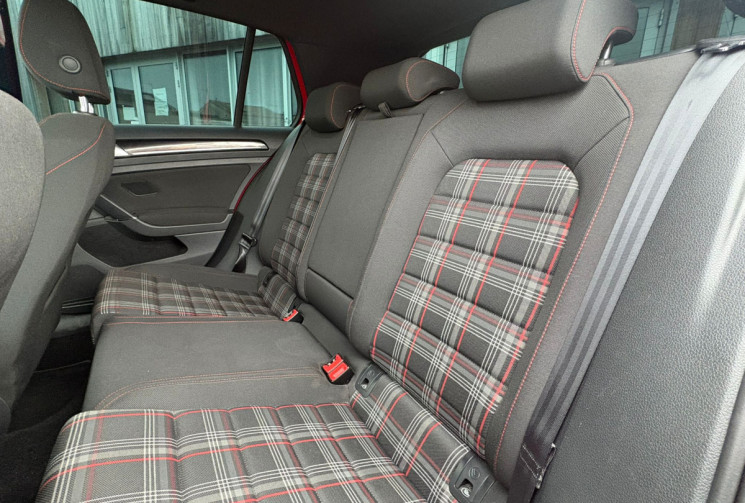 Volkswagen Golf VII GTI 2.0 TFSI DESIGN LUXE  220 / GARANTIE 12 MOIS 