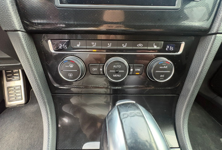 Volkswagen Golf VII GTI 2.0 TFSI DESIGN LUXE  220 / GARANTIE 12 MOIS 