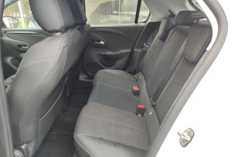 Opel Corsa 1.2 Turbo 100 Elegance