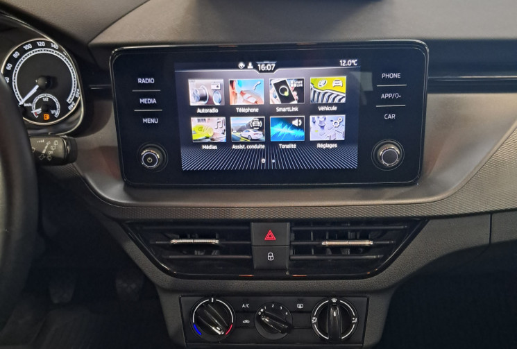 Skoda Kamiq 1.0 TSI EVO 110 YOUNG EDITION CAMERA  - entretien à jour