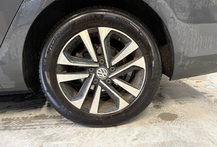 Volkswagen Golf VII SW 1.6 TDI Blue Motion 115 cv IQ.Drive