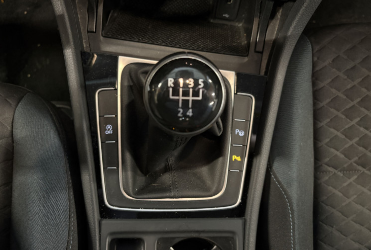 Volkswagen Golf VII SW 1.6 TDI Blue Motion 115 cv IQ.Drive