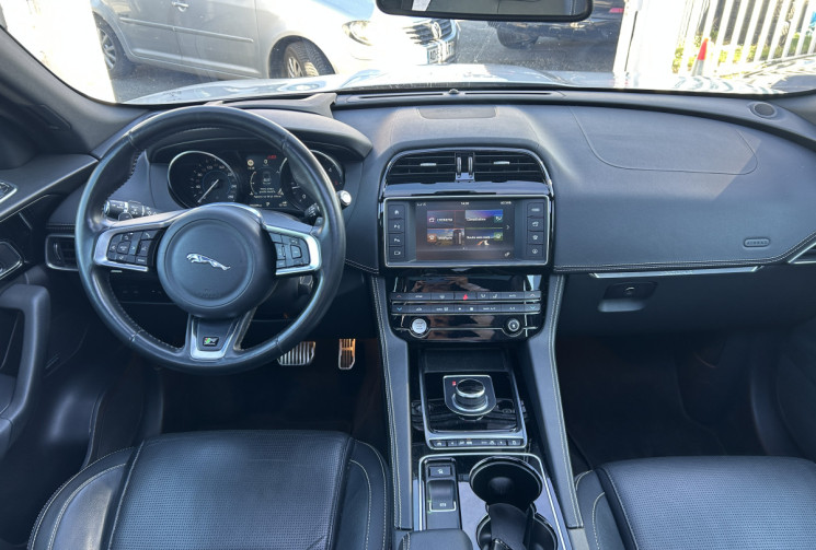 Jaguar F-Pace 2.0 D180 AWD R-SPORT BVA9 * TOIT OUVRANT * FEUX LED * CAMERA