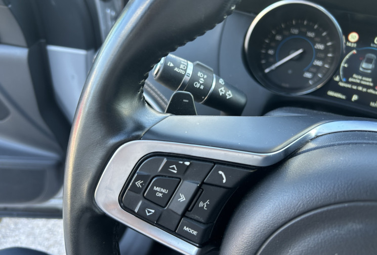 Jaguar F-Pace 2.0 D180 AWD R-SPORT BVA9 * TOIT OUVRANT * FEUX LED * CAMERA