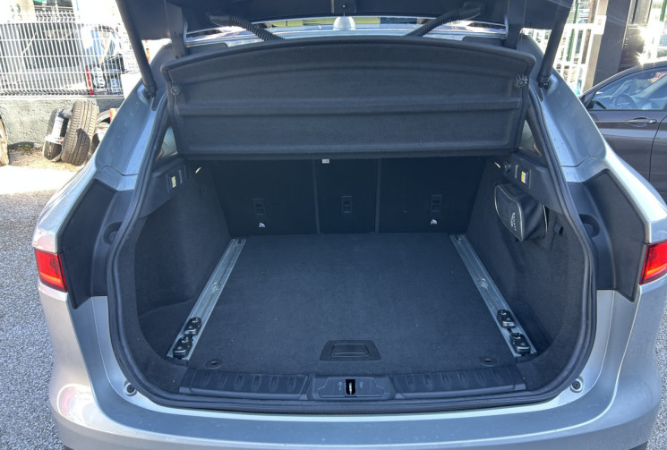 Jaguar F-Pace 2.0 D180 AWD R-SPORT BVA9 * TOIT OUVRANT * FEUX LED * CAMERA