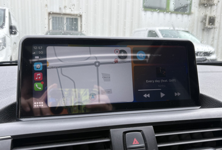 BMW Série 1 116d F20 LCI Urban chic 116cv * Steptronic  8 * Toit Ouvrant * Carplay * Radars Av Ar