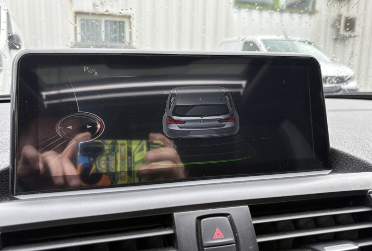 BMW Série 1 116d F20 LCI Urban chic 116cv * Steptronic  8 * Toit Ouvrant * Carplay * Radars Av Ar