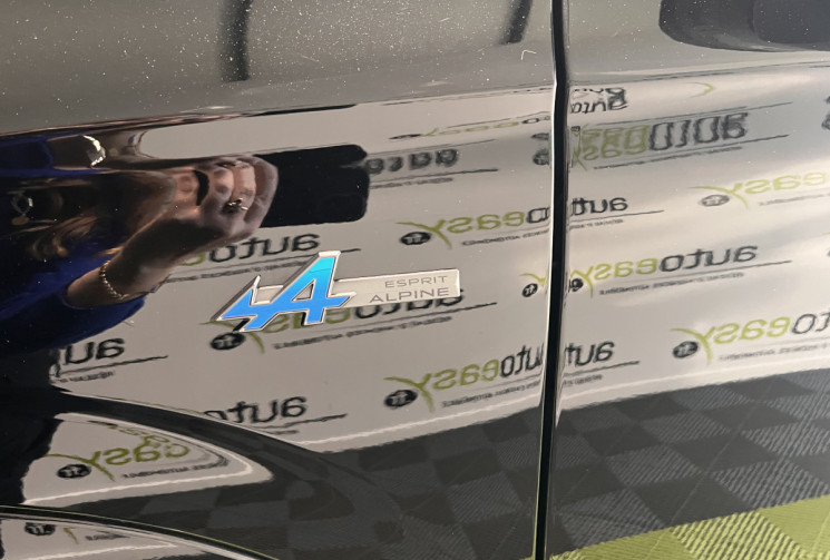 Renault Austral 1.2 E-Tech full hybrid 200 ch Iconic esprit Alpine