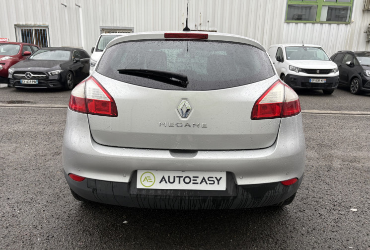 Renault Megane III BOSE 130cv TCE * Ecran * Caméra * Régulateur * Entretien Complet