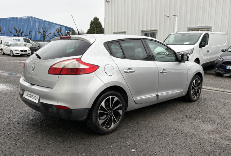 Renault Megane III BOSE 130cv TCE * Ecran * Caméra * Régulateur * Entretien Complet