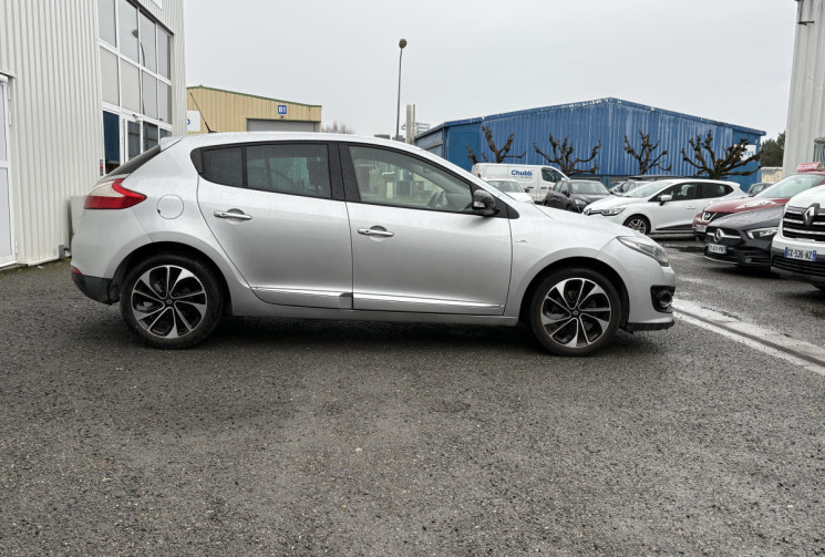 Renault Megane III BOSE 130cv TCE * Ecran * Caméra * Régulateur * Entretien Complet