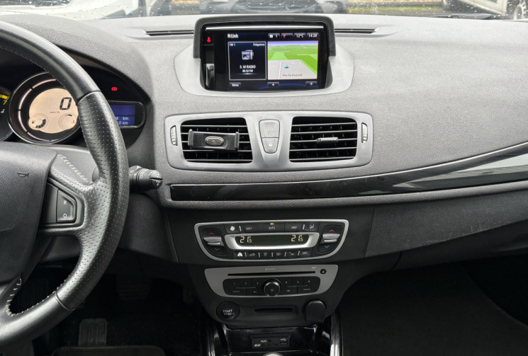 Renault Megane III BOSE 130cv TCE * Ecran * Caméra * Régulateur * Entretien Complet