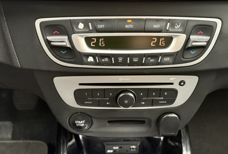 Renault Megane III BOSE 130cv TCE * Ecran * Caméra * Régulateur * Entretien Complet