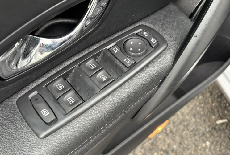 Renault Megane III BOSE 130cv TCE * Ecran * Caméra * Régulateur * Entretien Complet