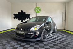 Renault Clio 3RS 2.0 16v Renault Sport F1 Team 