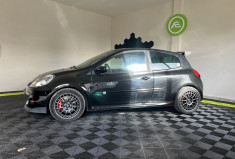 Renault Clio 3RS 2.0 16v Renault Sport F1 Team 
