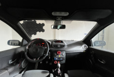 Renault Clio 3RS 2.0 16v Renault Sport F1 Team 