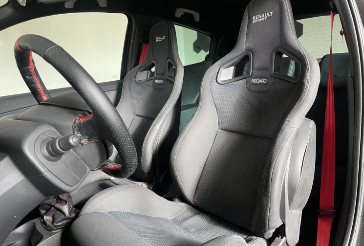 Renault Clio 3RS 2.0 16v Renault Sport F1 Team 