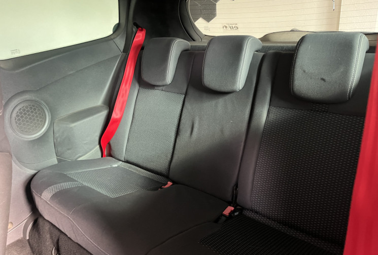 Renault Clio 3RS 2.0 16v Renault Sport F1 Team 