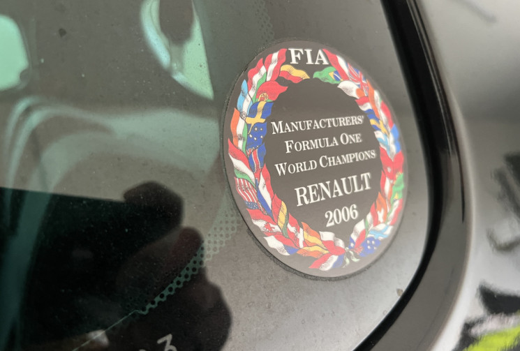 Renault Clio 3RS 2.0 16v Renault Sport F1 Team 