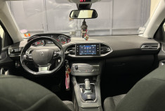 Peugeot 308 EAT8 ACTIVE TOIT PANORAMIQUE / SIEGES CHAUFFANTS DISTRIB OK