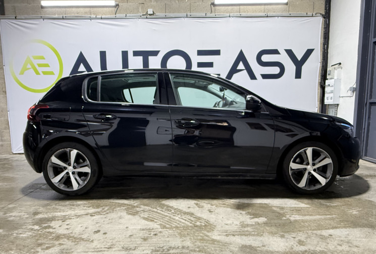 Peugeot 308 EAT8 ACTIVE TOIT PANORAMIQUE / SIEGES CHAUFFANTS DISTRIB OK