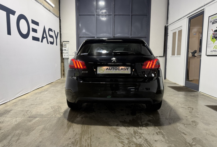 Peugeot 308 EAT8 ACTIVE TOIT PANORAMIQUE / SIEGES CHAUFFANTS DISTRIB OK