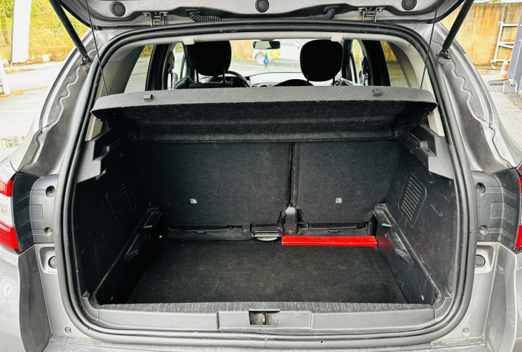 Renault Captur 1.5 DCI 90ch Intens / Attelage