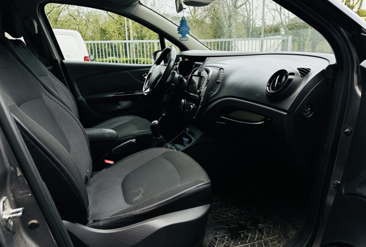 Renault Captur 1.5 DCI 90ch Intens / Attelage