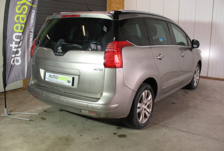 Peugeot 5008 1.6 HDi 120 ALLURE EAT6 7 PLACES
