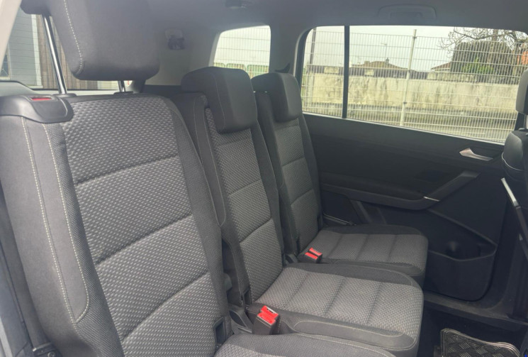 Volkswagen Touran 1.6 TDI 115 CONFORTLINE BUSINESS / CAMERA RECUL / 7 PLACES / CARPLAY