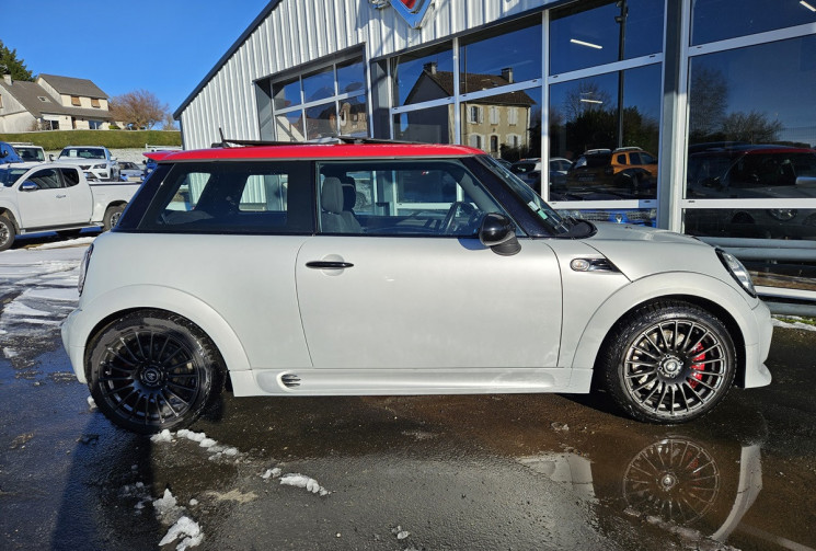 Mini Cooper JOHN COOPER WORKS R56 1.6 211CH 3P BVM