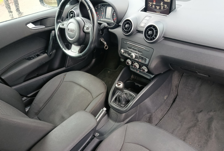 Audi A1 SPORTBACK I Phase 2 Sportback 1.4 TDI 12V 90 cv
