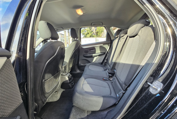 BMW SERIE 2 ACTIVETOURER 218i  136 cv SUIVI DISPONIBLE 
