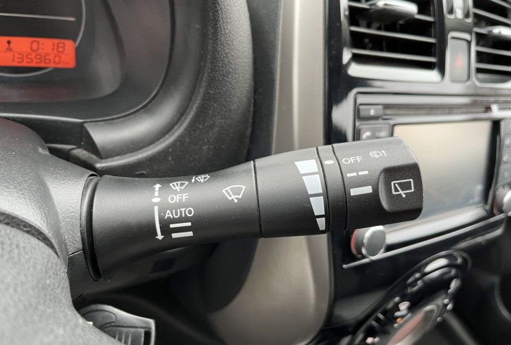 Nissan Micra IV (K13) 1.2 80ch N-Tec Euro6