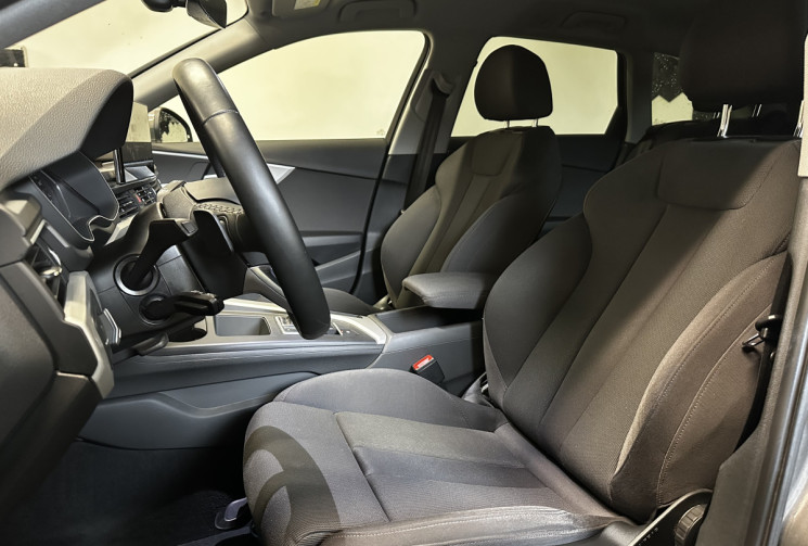 Audi A4 Avant B9 30 TDI 136ch Business line S tronic 7 / 1ERE MAIN / FULL ENTRETIEN AUDI