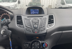 Ford Fiesta 1.25 Duratec 82 cv Trend Distribution neuve* Ct Vierge refait pour la vente 