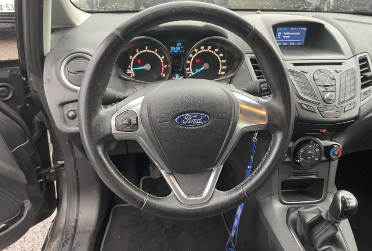 Ford Fiesta 1.25 Duratec Trend Distribution neuve* Ct Vierge refait pour la vente 