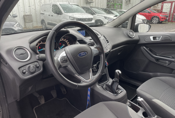 Ford Fiesta 1.25 Duratec Trend Distribution neuve* Ct Vierge refait pour la vente 