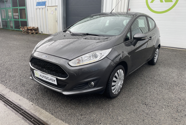 Ford Fiesta 1.25 Duratec 82 cv Trend Distribution neuve* Ct Vierge refait pour la vente 