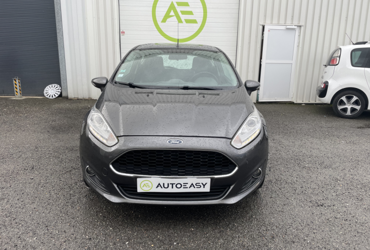 Ford Fiesta 1.25 Duratec 82 cv Trend Distribution neuve* Ct Vierge refait pour la vente 