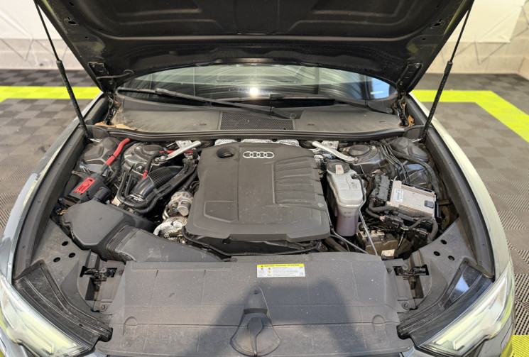 Audi A6 Avant 40 TDI 204 ch S line S tronic 7 – entretien complet – attelage – toit ouvrant