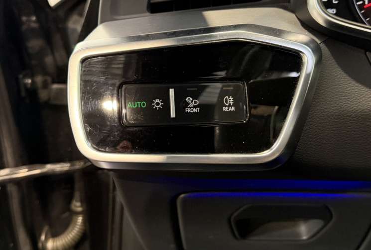 Audi A6 Avant 40 TDI 204 ch S line S tronic 7 – entretien complet – attelage – toit ouvrant